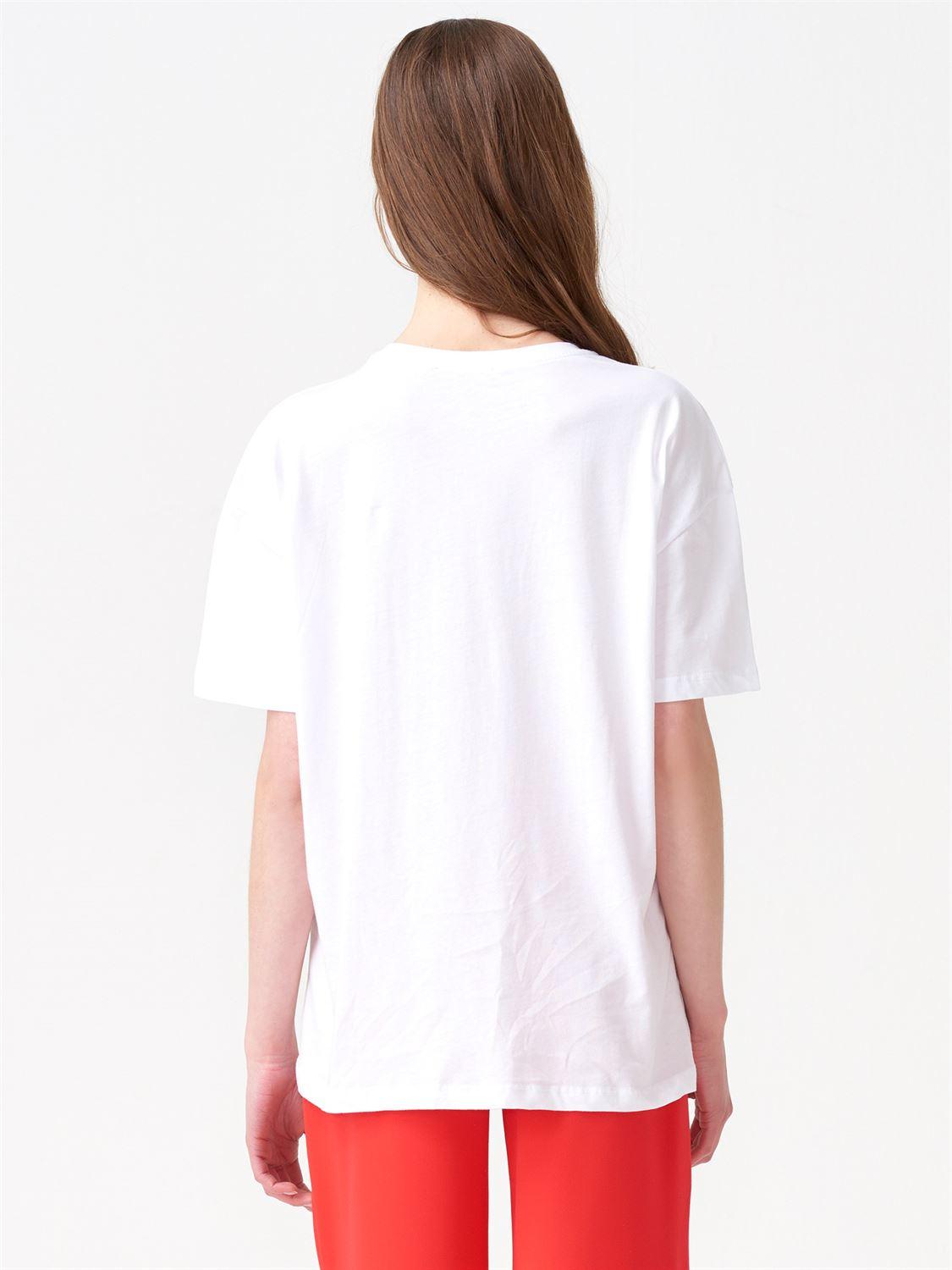 4857 Kalp Baskılı Tüylü T-Shirt-Beyaz